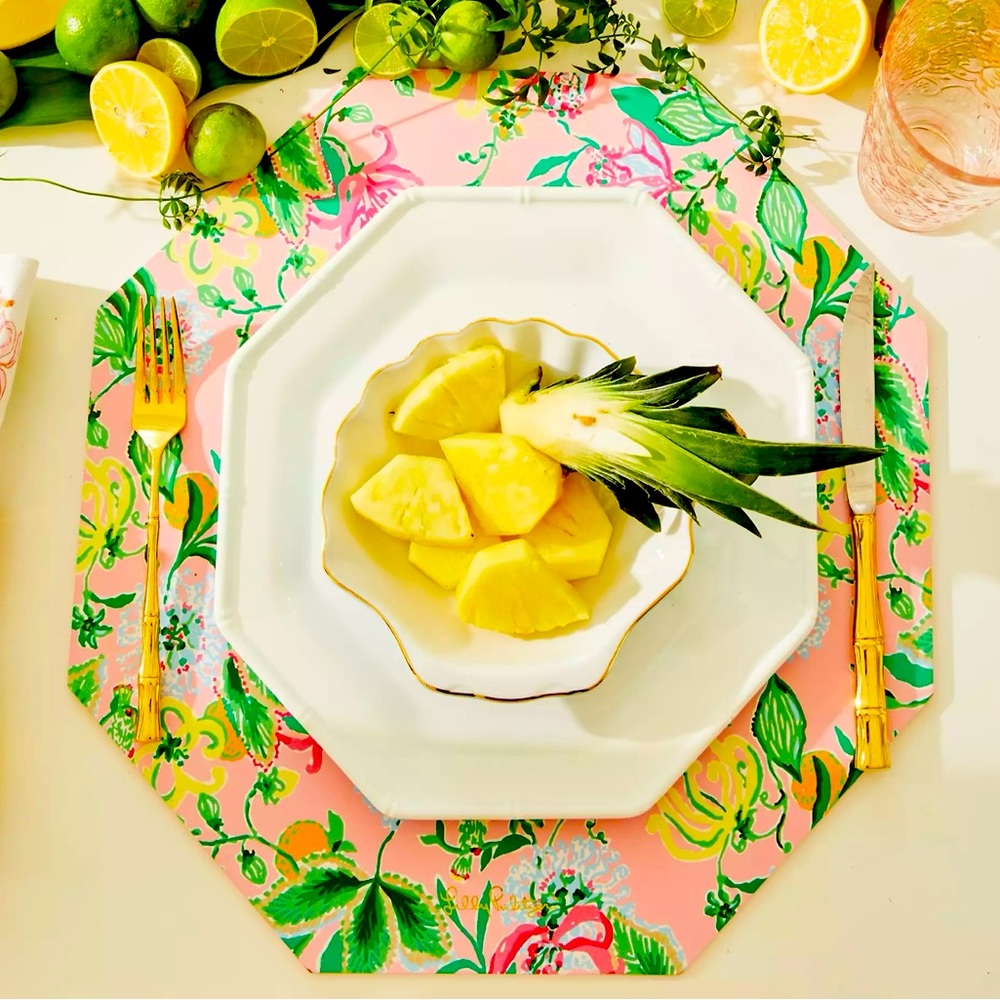 8 Brand New Lilly Pulitzer Reversible Placemats (Set of 8)
